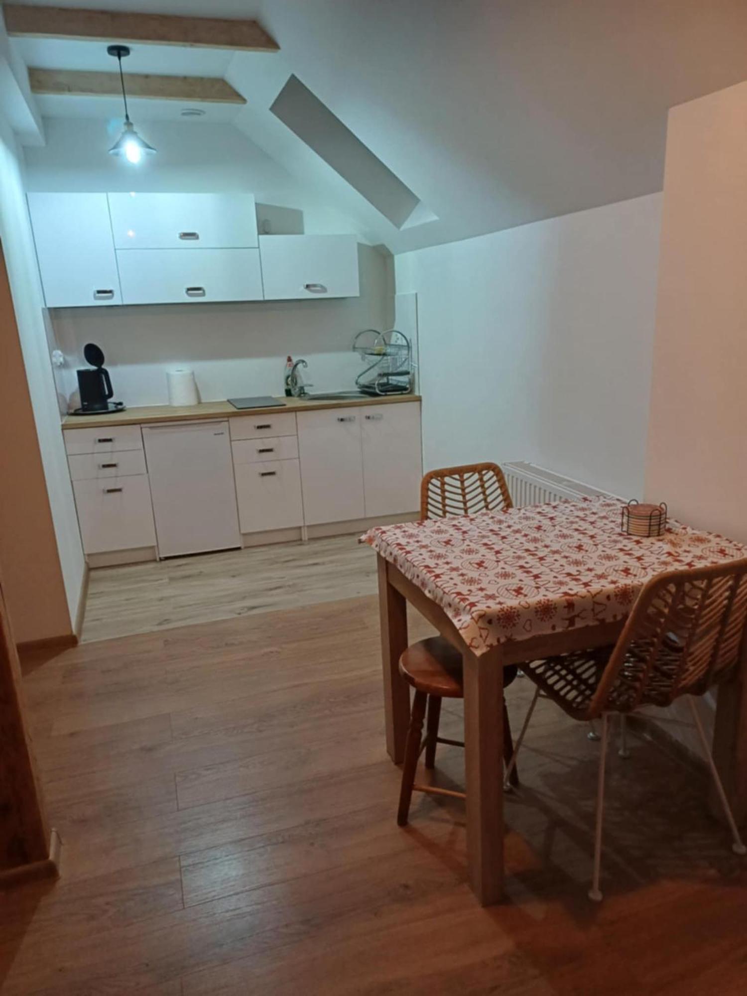 Apartamenty - Stara Stajnia - Na Krancu Swiata Мілков Екстер'єр фото